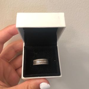 Flipping hearts of pandora ring